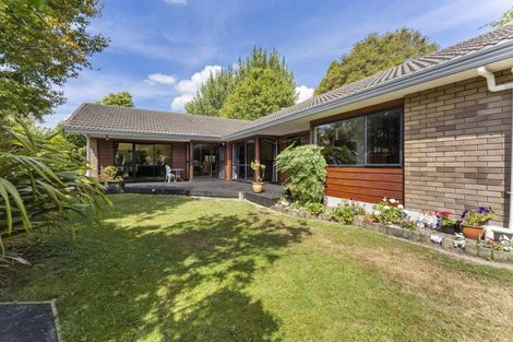 Photo of property in 33 Memphis Grove, Totara Park, Upper Hutt, 5018