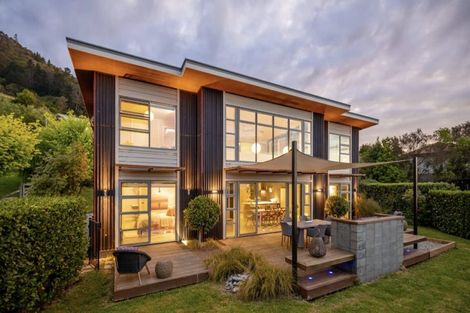 Photo of property in 17 Campbell Street, Nelson South, Nelson, 7010