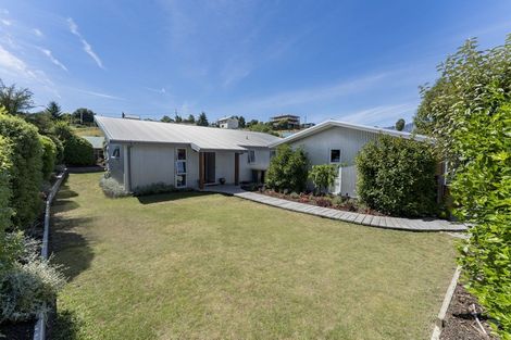 Photo of property in 33 Hewson Crescent, Lake Hawea, Wanaka, 9382