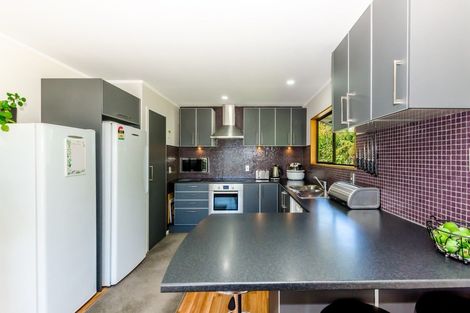 Photo of property in 24 Kereru Street, Waikanae, 5036