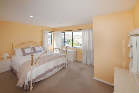 Photo of property in 37b Waverton Terrace, Churton Park, Wellington, 6037