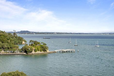 Photo of property in 16 Brigantine Drive, Beach Haven, Auckland, 0626