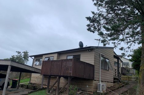 Photo of property in 8 Kayle Glen, West Harbour, Auckland, 0618