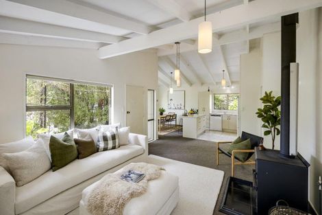 Photo of property in 34 James Cook Street, Havelock North, 4130