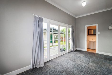 Photo of property in 30 Victoria Avenue, Dannevirke, 4930