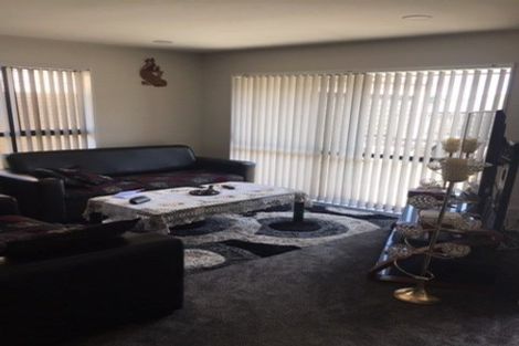 Photo of property in 80 Chapel Road, Flat Bush, Auckland, 2019