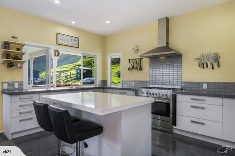 Photo of property in 40 Grant Road, Kinloch, Taupo, 3385