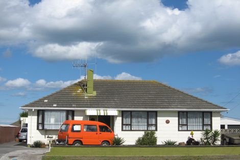 Photo of property in 139 Puriri Street, Castlecliff, Whanganui, 4501