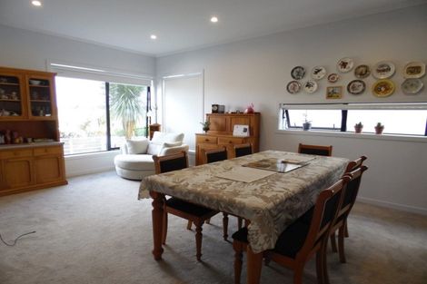 Photo of property in 16 Bomb Point Drive, Hobsonville, Auckland, 0616