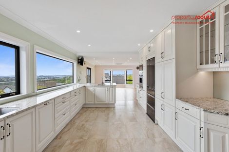 Photo of property in 64 Onetaunga Road, Chatswood, Auckland, 0626