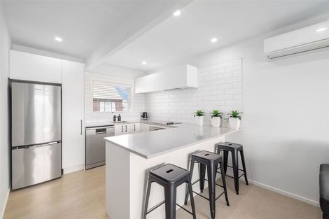 Photo of property in 8/58 Papanui Road, Merivale, Christchurch, 8014