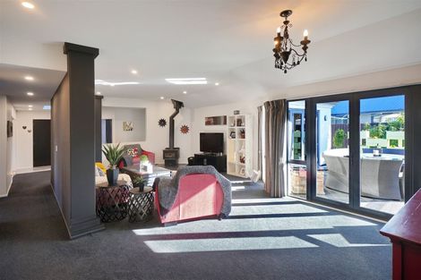 Photo of property in 2 The Stables, Woodend, 7610