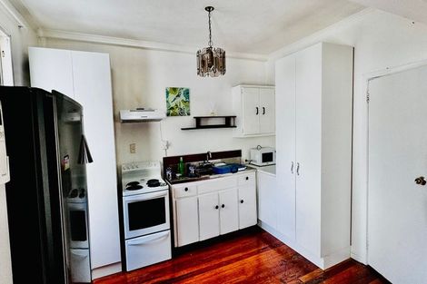 Photo of property in 142 Riddiford Street, Newtown, Wellington, 6021