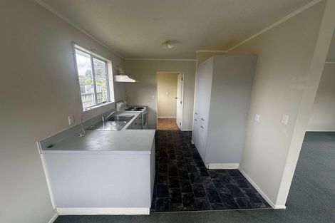 Photo of property in 1/2 Cathie Place, Karori, Wellington, 6012