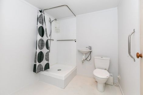 Photo of property in 8 Wanaka Place, Glenview, Hamilton, 3206