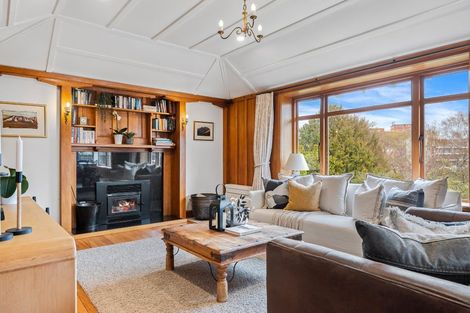 Photo of property in 4 Hackthorne Road, Cashmere, Christchurch, 8022