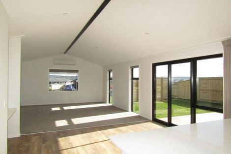 Photo of property in 13 Harakeke Drive, Wharewaka, Taupo, 3330