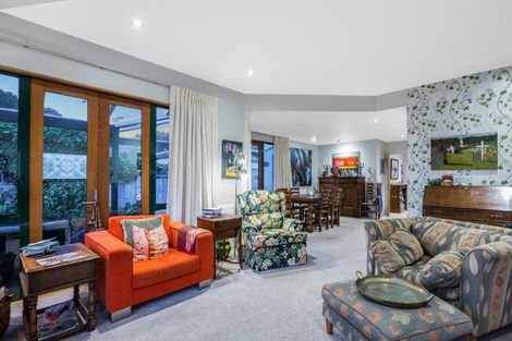 Photo of property in 34 Oroua Street, Eastbourne, Lower Hutt, 5013