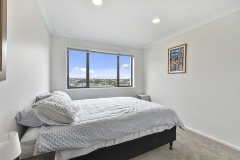 Photo of property in 132a Valley Road, Pukekohe, 2120