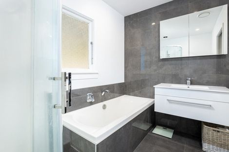 Photo of property in 201 Frankley Road, Frankleigh Park, New Plymouth, 4310