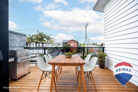 Photo of property in 2/10 Charlemont Street, Whitiora, Hamilton, 3200