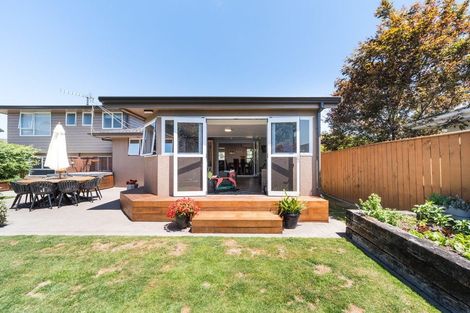 Photo of property in 3 Gainsborough Grove, Highbury, Palmerston North, 4412