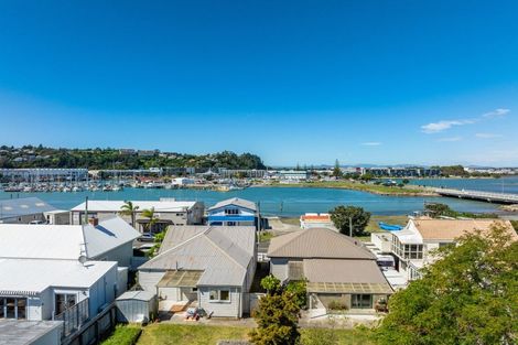 Photo of property in 13-14 Meeanee Quay, Westshore, Napier, 4110