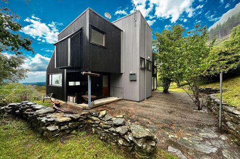 Photo of property in 39 Arawata Terrace, Fernhill, Queenstown, 9300