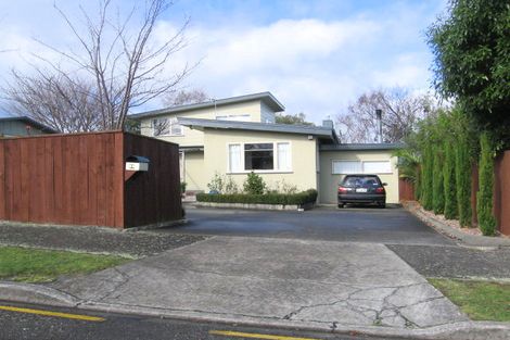 Photo of property in 98 Florence Avenue, Palmerston North, 4414