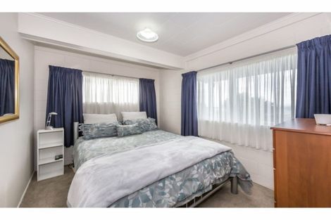 Photo of property in 46 Brightside Road, Stanmore Bay, Whangaparaoa, 0932