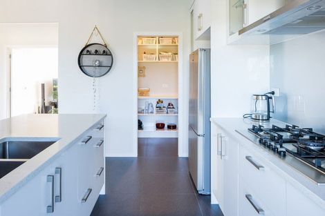 Photo of property in 54 Norfolk Drive, Cambridge, 3434