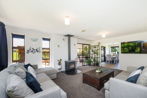 Photo of property in 76 Watershed Road, Bunnythorpe, Palmerston North, 4470