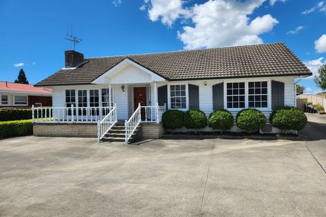 Photo of property in 489 Otumoetai Road, Otumoetai, Tauranga, 3110