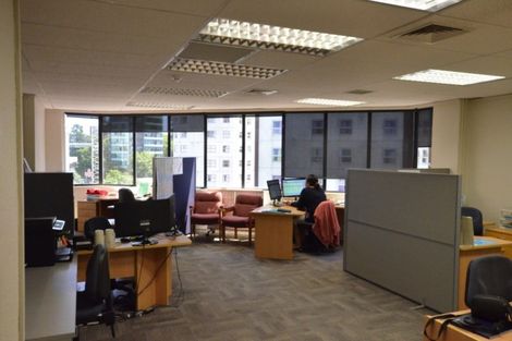 Photo of property in A/38 Whitaker Place, Grafton, Auckland, 1010