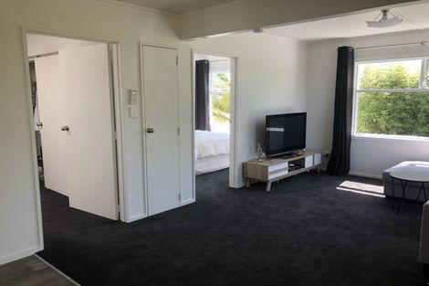 Photo of property in 116 Pupuke Road, Hillcrest, Auckland, 0627