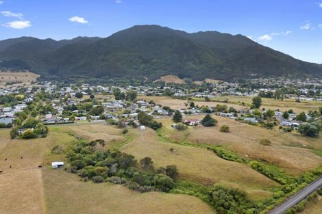 Photo of property in 35 Stirling Street, Te Aroha, 3320