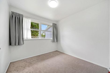 Photo of property in 69 Glen Marine Parade, Glendene, Auckland, 0602