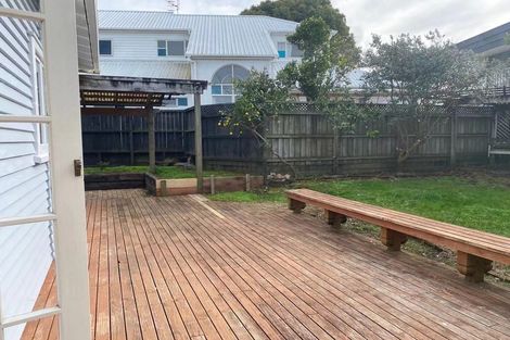 Photo of property in 2/613 Manukau Road, Epsom, Auckland, 1023