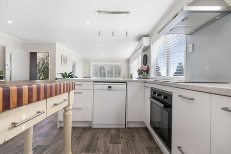 Photo of property in 29 Rewarewa Street, Owhata, Rotorua, 3010