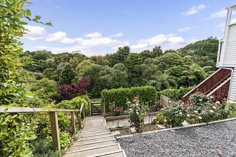 Photo of property in 2 Fern Lane, Whalers Gate, New Plymouth, 4310