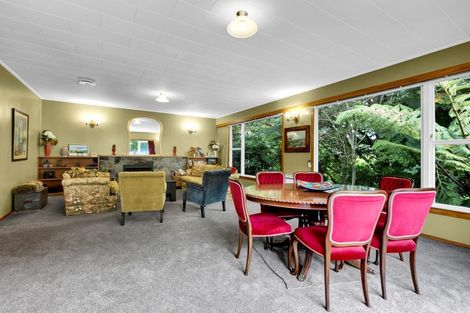 Photo of property in 1 High Road, Hawera, 4610