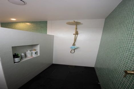 Photo of property in 171a Beach Haven Road, Beach Haven, Auckland, 0626