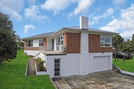 Photo of property in 25 Kayes Road, Pukekohe, 2120