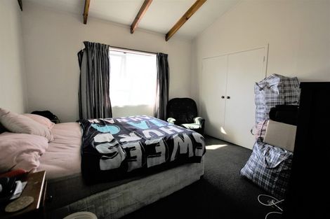 Photo of property in 42 Fordham Street, Beach Haven, Auckland, 0626