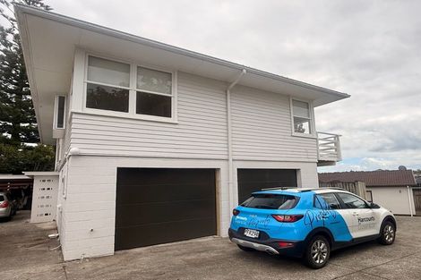 Photo of property in 19 Anne Road, Hillcrest, Auckland, 0627