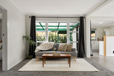 Photo of property in 13 Victory Road, Fairy Springs, Rotorua, 3015