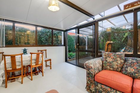 Photo of property in 5 Edgewater Grove, Orewa, 0931