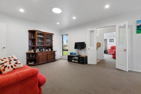 Photo of property in 27 Halcione Close, Flagstaff, Hamilton, 3210