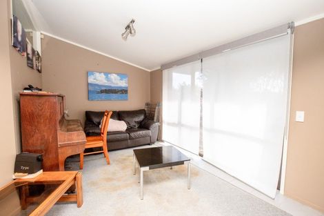 Photo of property in 19 Mahana Road, Ngatea, 3503