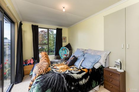 Photo of property in 70 Rhodes Street, Waimate, 7924